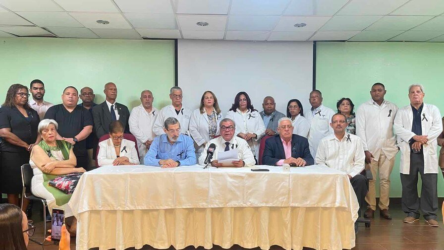 El Coro de Médicos Denuncia: La Situación Sanitaria Está de la Patada en RD