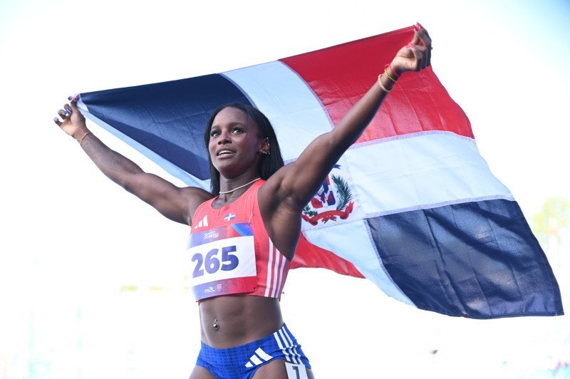 Liranyi Alonso: ¡Nuestra ‘reina’ que ‘se botó’ en Santo Domingo 2026! Liranyi Alonso: Nuestra reina que se boto en Santo Domingo 2026