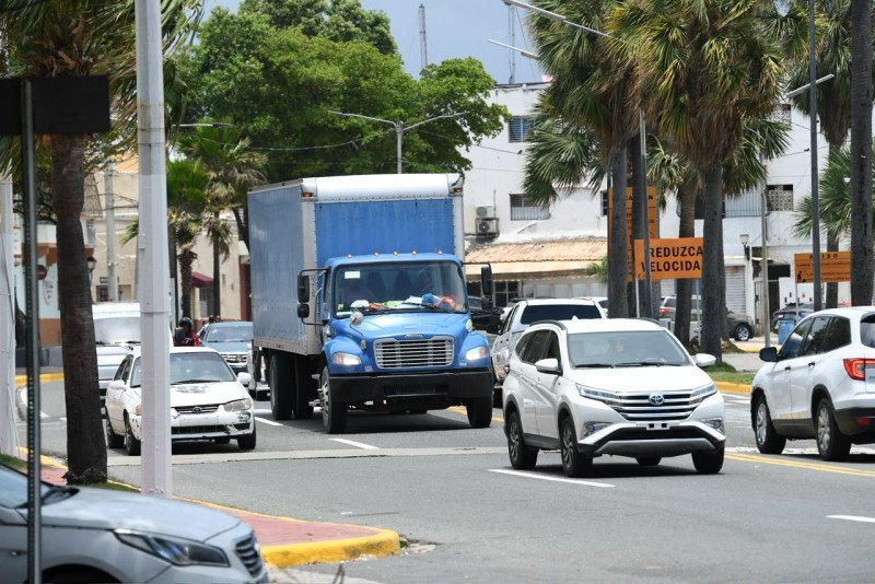 El ‘Tigueraje’ de las Patanas en el Malecón: Un Desafío Constante Patanas en el Malecón: Un Desafío Constante
