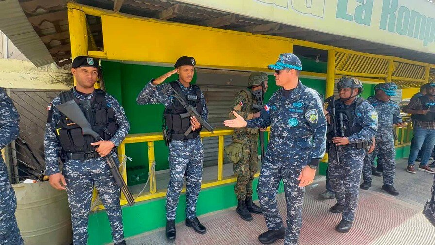 ¡Qué ‘Vaina’! Policía Aclara el ‘Relajo’ en Navarrete Durante Protesta Que Vaina Policia Aclara el Relajo en Navarrete Durante Protesta