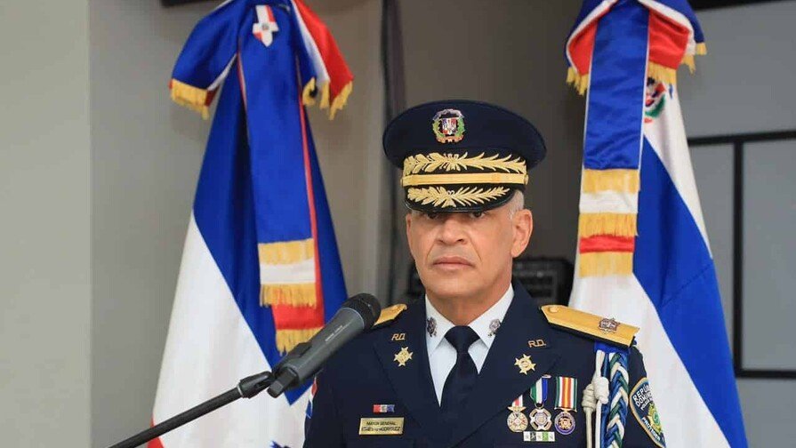 ¡Se Armó la Vaina! La Policía Nacional Realiza Cambios Claves para el Pueblo La Policía Nacional Realiza Cambios Claves para el Pueblo