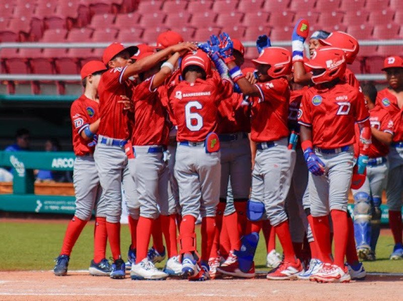 ¡Qué ‘Vaina’ Buena! Dominicana Imparable en la Serie del Caribe Kids Dominicana Imparable en la Serie del Caribe Kids