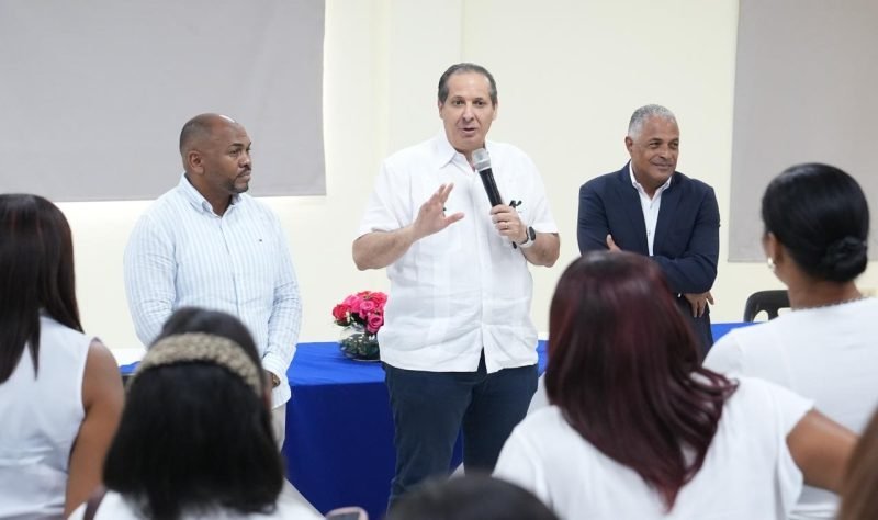 ¡Bacano! Salud Pública le da un ‘palo’ a la malaria en Azua con reducción ‘jevi’ del 82% Salud Publica reduce casos de malaria en Azua un 82 por ciento