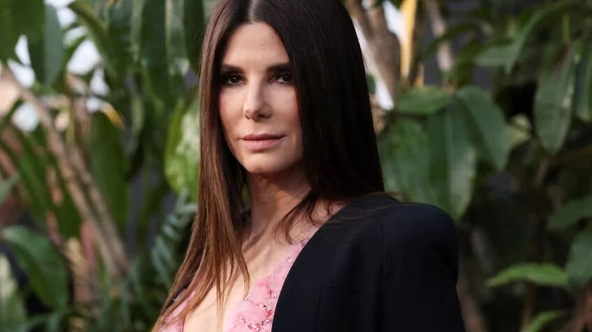 Sandra Bullock y la Vaina del Silencio: Un Amor que Enfrentó la ELA con Discreción