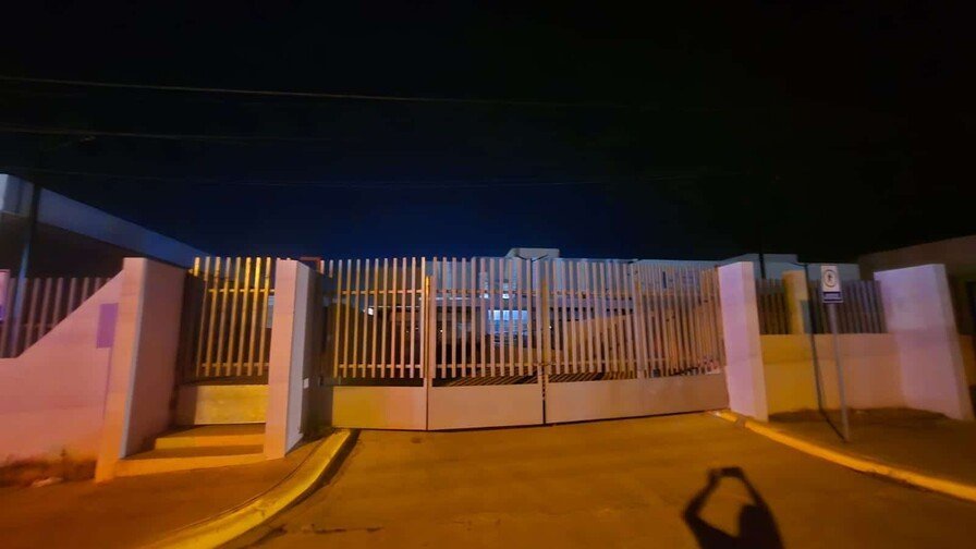El ‘Lío’ en Dajabón: Avería Eléctrica Desata un Cotarro de Incógnitas en el Hospital El Lío en Dajabón Avería Eléctrica Desata un Cotarro de Incógnitas en el Hospital