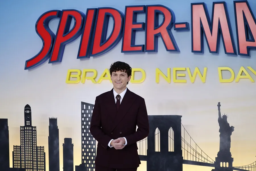 Spider-Man la ‘Pegó’ de Verdad: ¡927 Millones y la Taquilla que Arde! Spider-Man la pegó de verdad: 927 Millones y la Taquilla que Arde