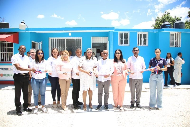 Azua de ‘Coro’: Remozan Centro de Salud en Las Charcas para la Gente del Patio Azua de Coro: Remozan Centro de Salud en Las Charcas para la Gente del Patio