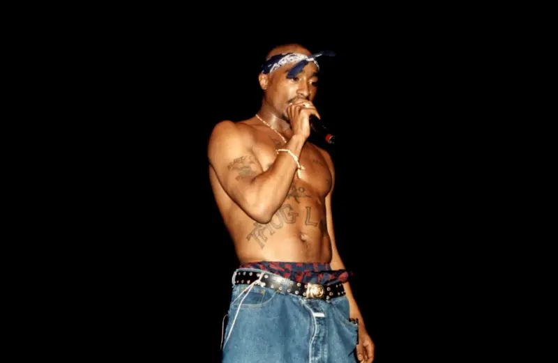 Tupac: Un ‘legado musical’ eterno y un misterio que no muere, ¡klk! Tupac: Un legado musical eterno y un misterio que no muere