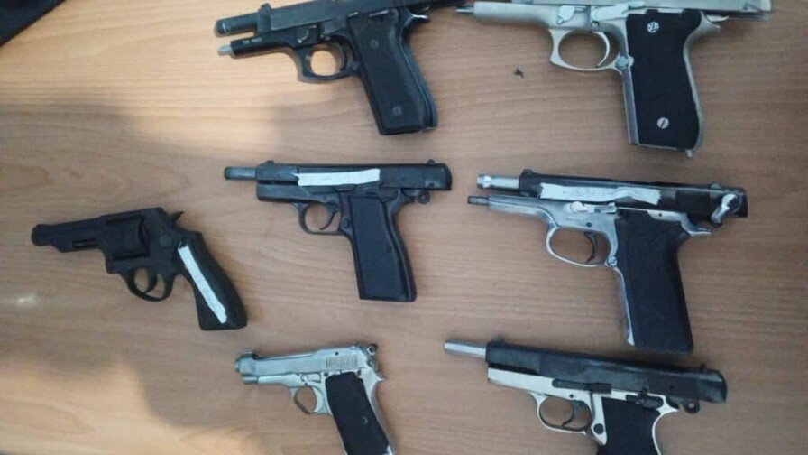 El ‘Relajo’ de las Armas: Santo Domingo Lidera Incautaciones, ¡Klk con la seguridad en el patio! El Relajo de las Armas: Santo Domingo Lidera Incautaciones, Que Pasa con la seguridad en el patio!