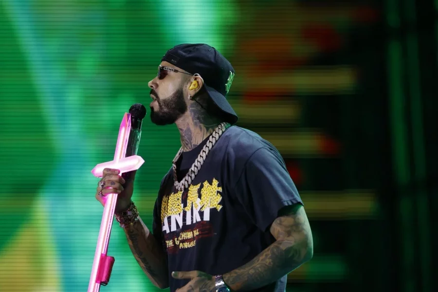 Anuel AA la monta en Bogotá: ¡Un viaje de flow y ‘Real Hasta La Muerte’! Anuel AA la monta en Bogotá: Un viaje de flow Real Hasta La Muerte