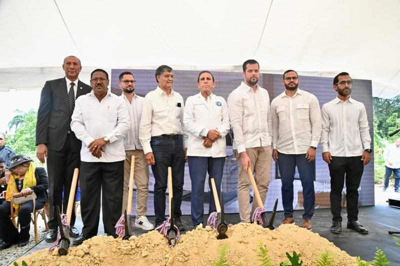 Un ‘Picazo’ de Esperanza: Cruz Jiminián Arranca el Hospital de la Dignidad Cruz Jiminián Inicia Construcción de Hospital de la Dignidad