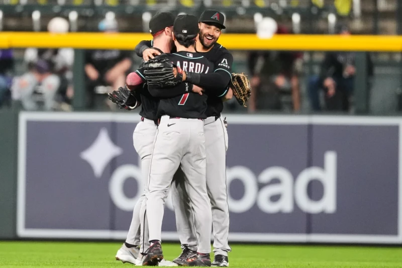 Los D-Backs en la Pelea por el Comodín, con un Palo bien dado