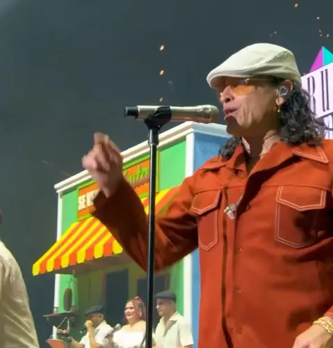 ¡Qué ‘Palo’! Elvis Crespo en su ‘Momento Mágico’ y el Merengue ‘Ta Duro’ Elvis Crespo en su Momento Mágico y el Merengue Esta Duro
