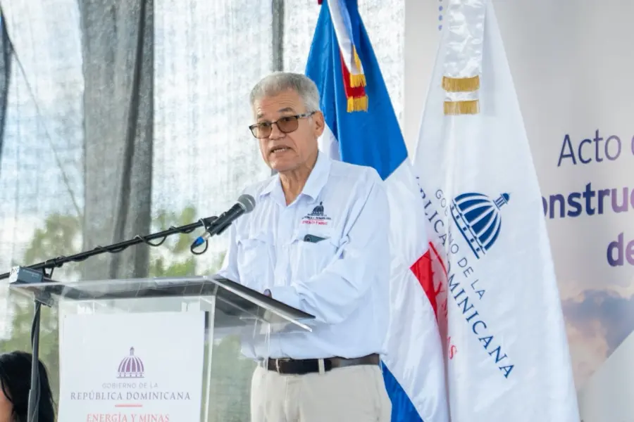 ¡El ‘tigueraje’ de Cotuí celebra! Arranca la construcción de nuevas viviendas, ¡una vaina bacana para la gente! El progreso de Cotuí: Nuevas viviendas para la comunidad