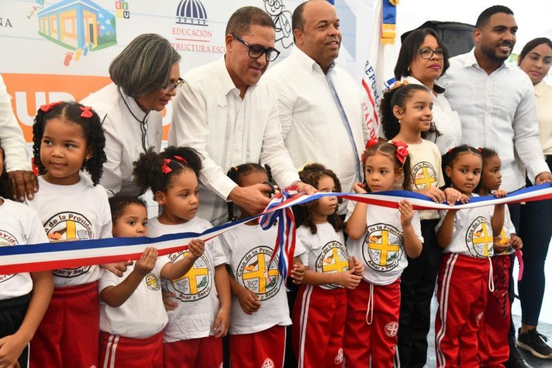 Gobierno Impulsa la Educación con Nuevas Aulas