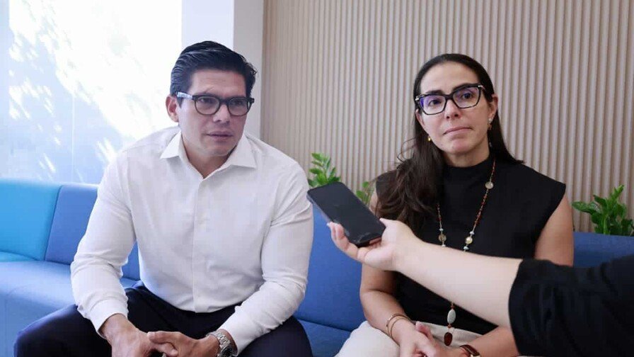 ¡Qué Vaina! Gustavo Mejía-Ricart se Recupera tras ‘Ataque en Serrallés’ Gustavo Mejía-Ricart se Recupera tras Ataque en Serrallés