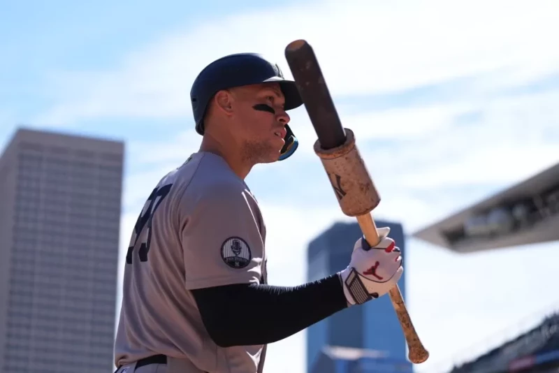 ¡Qué ‘Vaina’! Aaron Judge Preocupa en los Yankees con Tirantez en la Pierna Aaron Judge Preocupa en los Yankees con Tirantez en la Pierna