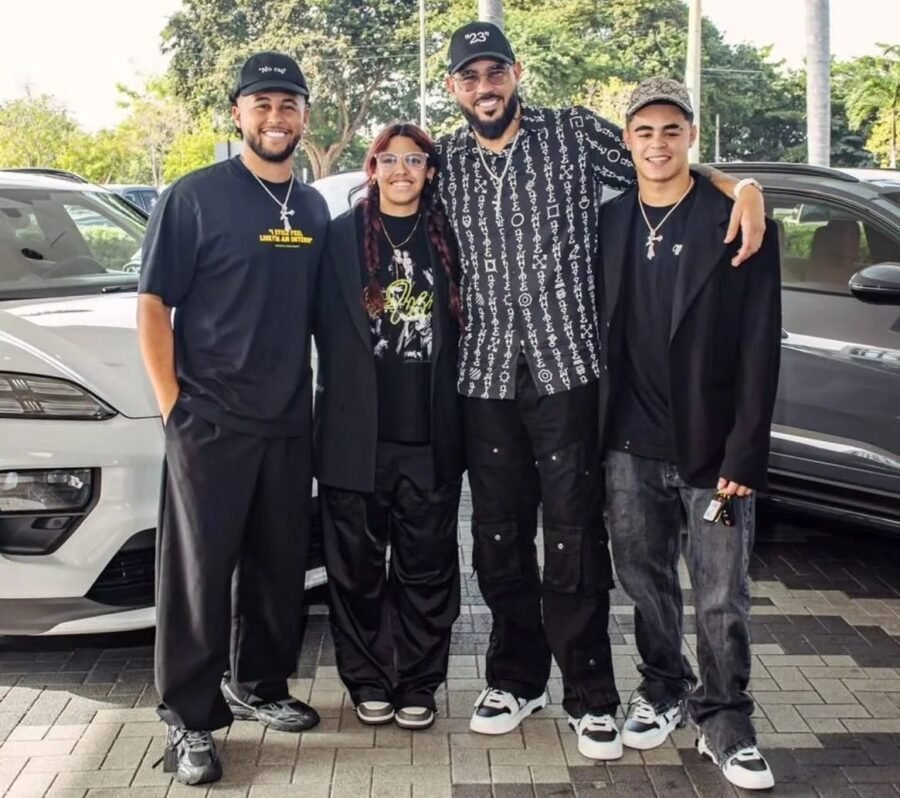 ¡Raphy Pina se botó con un viaje de Porsche para sus hijos: un gesto de puro ‘tigueraje’ familiar! Raphy Pina sorprende a sus hijos con lujosos Porsche