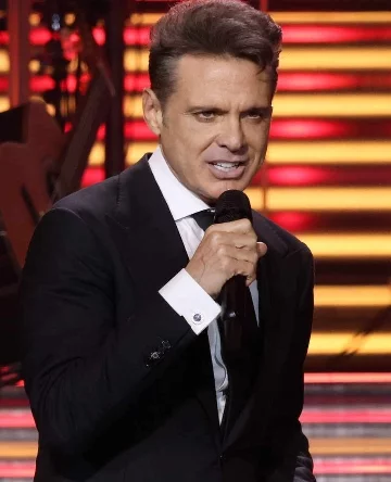 ¡El ‘Sol de México’ prende la mecha! Luis Miguel anuncia su ‘gira mundial’ 2027 y el ‘coro’ está armado El Sol de México prende la mecha: Luis Miguel anuncia su gira mundial 2027 y el coro está armado