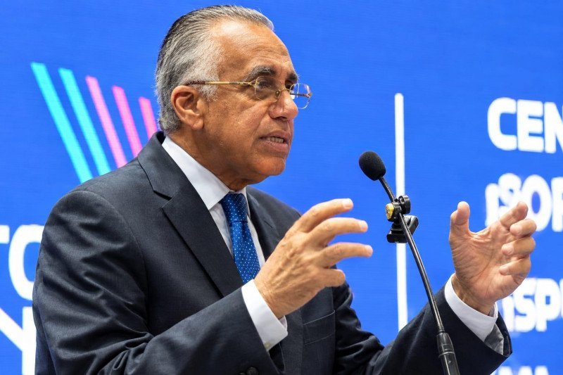 Luisín Mejía: El ‘Tigueraje’ de la Humildad en el Salón de la Fama Luisín Mejía: La Humildad en el Salón de la Fama del Deporte