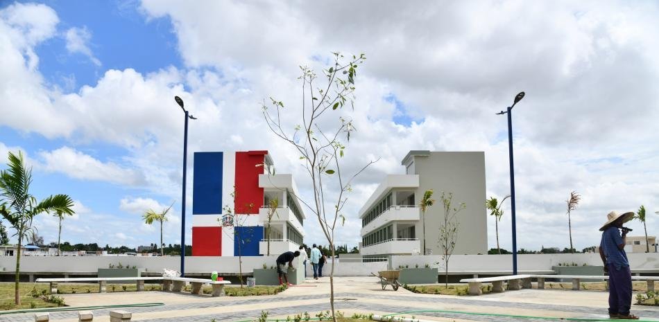 Manoguayabo se pone ‘jevi’ con complejo educativo y deportivo ¡Un palo! Manoguayabo Estrena Complejo Educativo y Deportivo