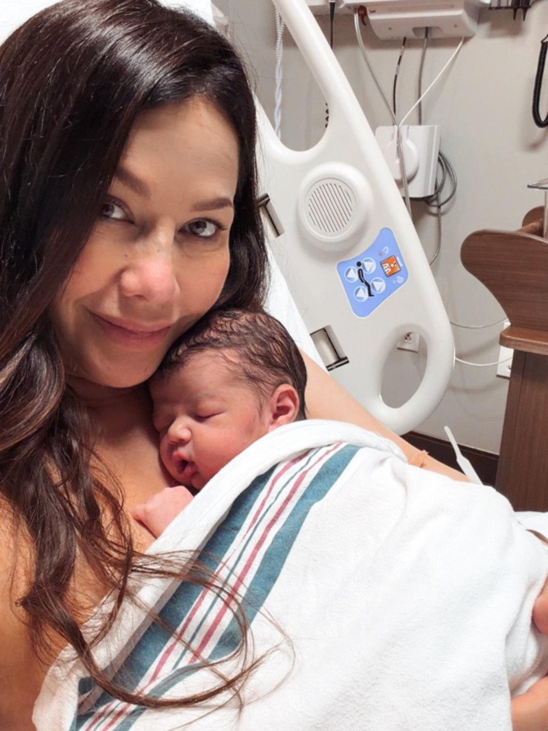 Qué vaina buena María Lara, de El Capo, se estrena como mamá a los 49