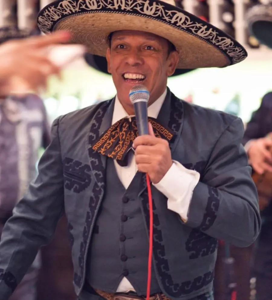Mariachi Caballero: ¡20 años de pura ‘chercha’ ranchera desde Santiago! Mariachi Caballero: 20 años de pura ranchera desde Santiago