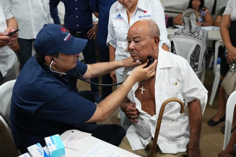 ¡La Romana de ‘chercha’ con Salud! Jornada médica gratuita que trae esperanza La Romana se beneficia de jornada médica gratuita: Más Salud y Bienestar para todos