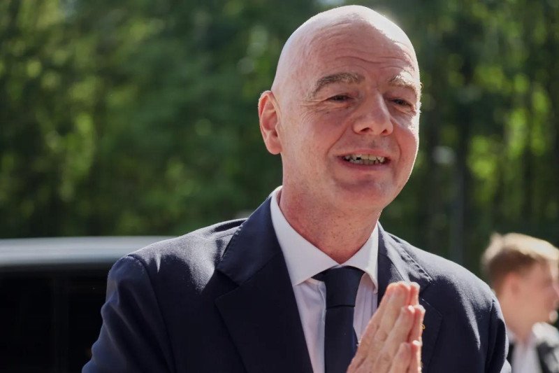 ¡Klk con Infantino! El presidente de la FIFA confirma su reelección y prende el ‘coro’ Infantino confirma su reelección en la FIFA