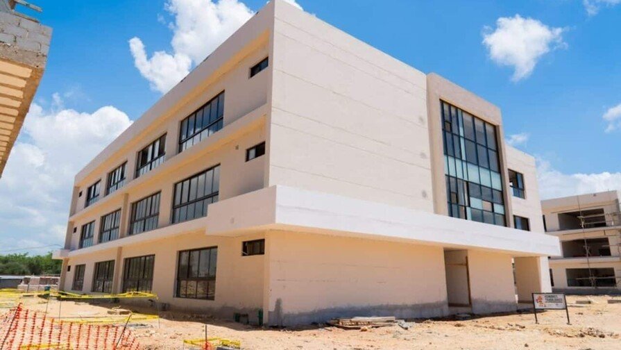 Nuevo Recinto UASD SDE: ¡La ‘Vainita’ va por buen camino! Nuevo Recinto UASD SDE: La obra va por buen camino