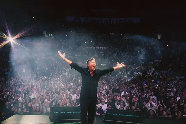 Montaner vuelve al ‘coro’: Arena Santo Domingo abre sus puertas tras éxito en Chavón Montaner vuelve al coro: Arena Santo Domingo abre sus puertas tras éxito en Chavón