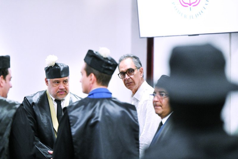 Santiago Hazim y el ‘Klk’ de la Auditoría a SENASA: Preso y sin chance de defenderse Santiago Hazim y la Auditoría a SENASA: Preso y sin defensa