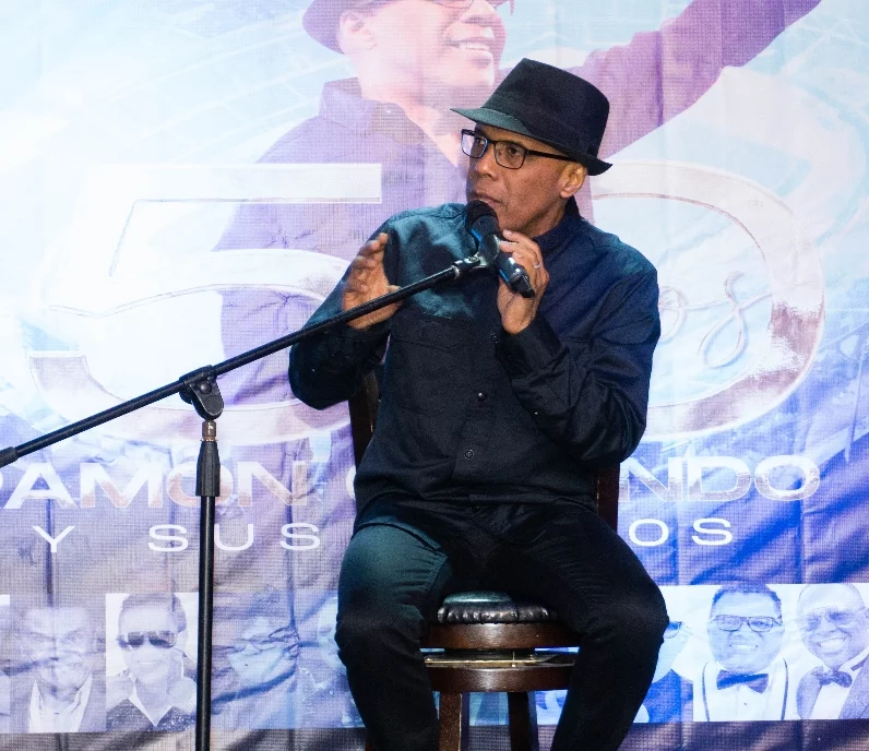 ¡Qué ‘vaina’ más ‘jevi’! Ramón Orlando celebra 50 años con concierto para ‘el pueblo’ Ramon Orlando celebra 50 años con concierto para el pueblo