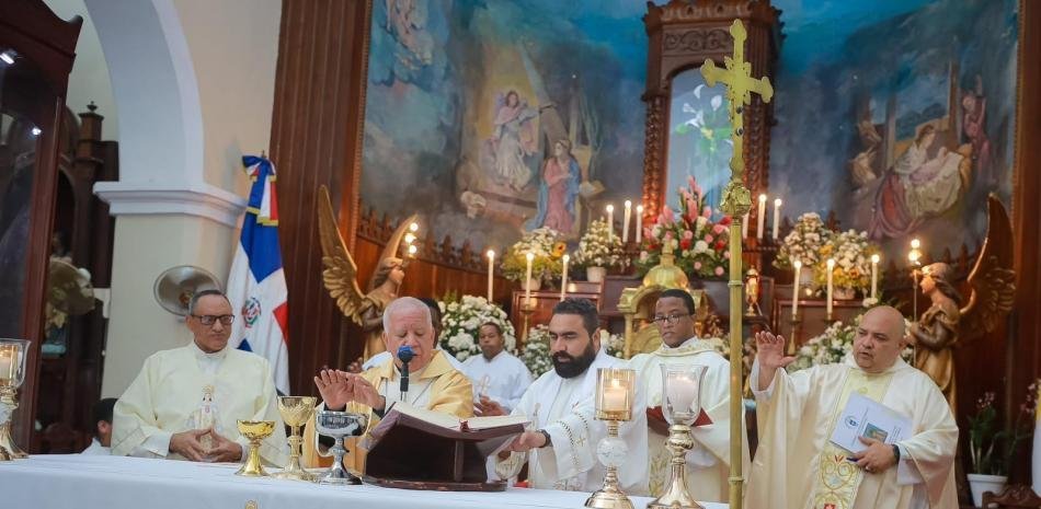 ¡Qué Vaina Chula! La Vicepresidenta y la Fe Dominicana en Santo Cerro La Vicepresidenta y la Fe Dominicana en Santo Cerro