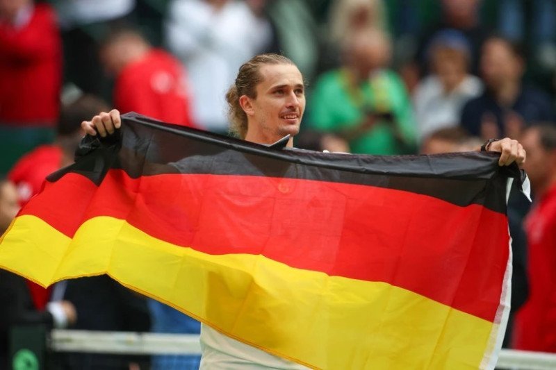 ¡Zverev la puso a sonar! Alemania rumbo al Final 8 de la Copa Davis, ¡no es relajo! Zverev impulsó a Alemania al Final 8 de la Copa Davis