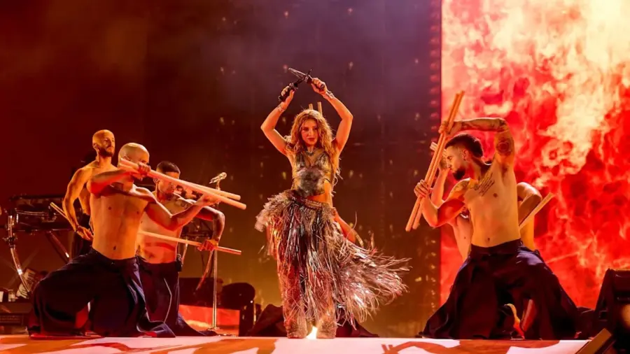 ¡Un ‘Bombazo’ Musical en Madrid! Shakira y Dua Lipa Armaron un ‘Coro’ Inolvidable Un Bombazo Musical en Madrid! Shakira y Dua Lipa Armaron un Coro Inolvidable