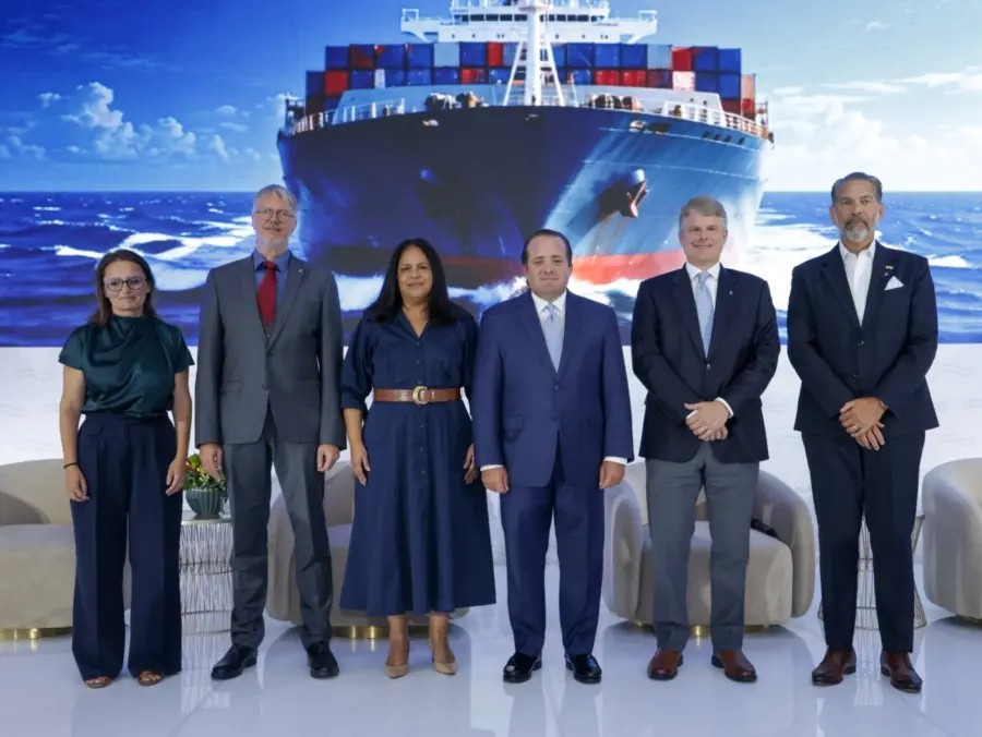 Visión Marítima: La ‘Vaina’ de Futuro para la Economía Dominicana Vision Maritima: La Vaina de Futuro para la Economia Dominicana