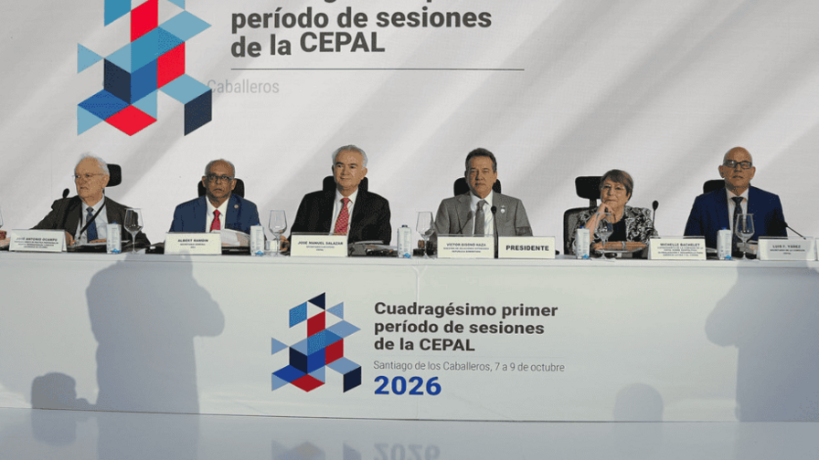 La Cepal en Santiago: ¡Un coro ‘bacano’ por la unidad regional es la vaina! Cepal en Santiago: Llamado a la unidad regional para el desarrollo de América Latina