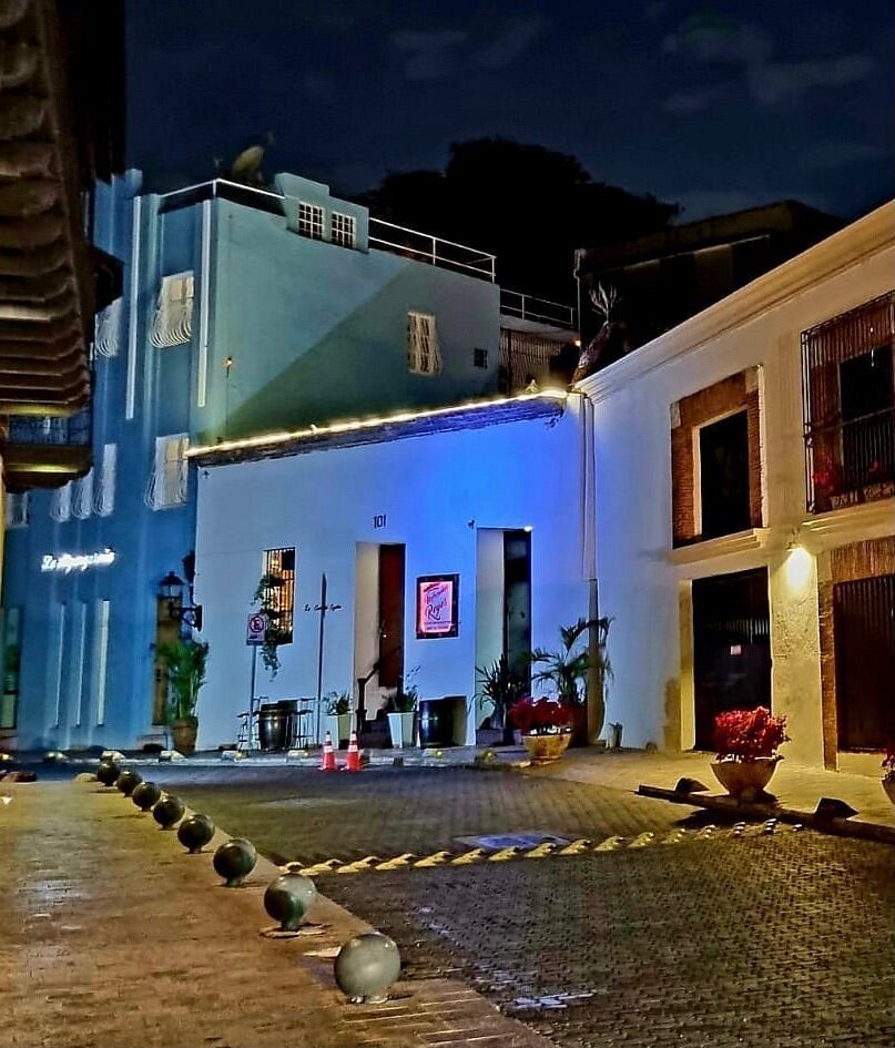 La Zona Colonial en Aprietos: Comerciantes Piden un ‘Jaleo’ a la Economía La Zona Colonial en Aprietos: Comerciantes Piden un Jaleo a la Economía
