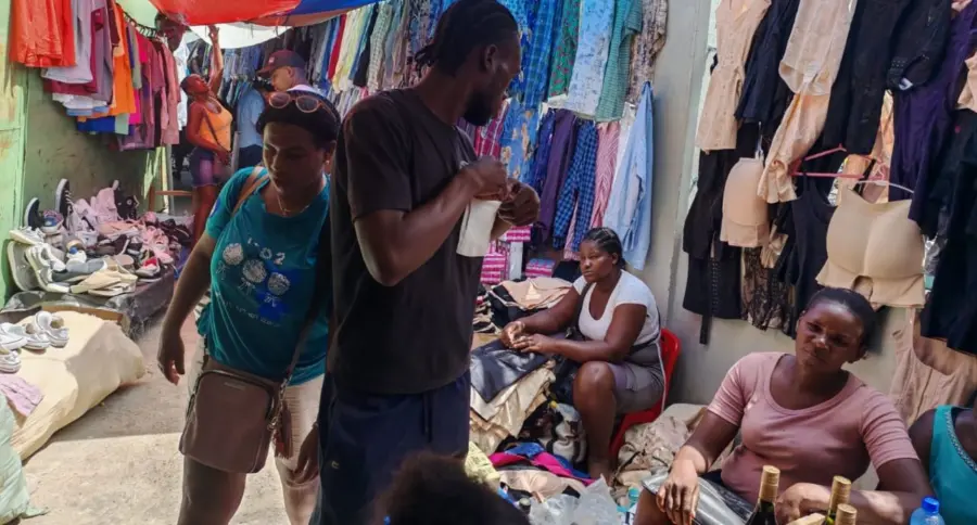 Comercio Fronterizo con Haití: ¡La ‘vaina’ se está poniendo ‘caliente’! Comercio Fronterizo con Haiti: La situacion se esta poniendo complicada