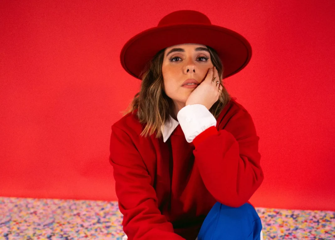 ¡Qué ‘Vaina’ Bacana! Covi Quintana la Rompe en los Latin Grammy con Sabor Dominicano Covi Quintana la Rompe en los Latin Grammy con Sabor Dominicano