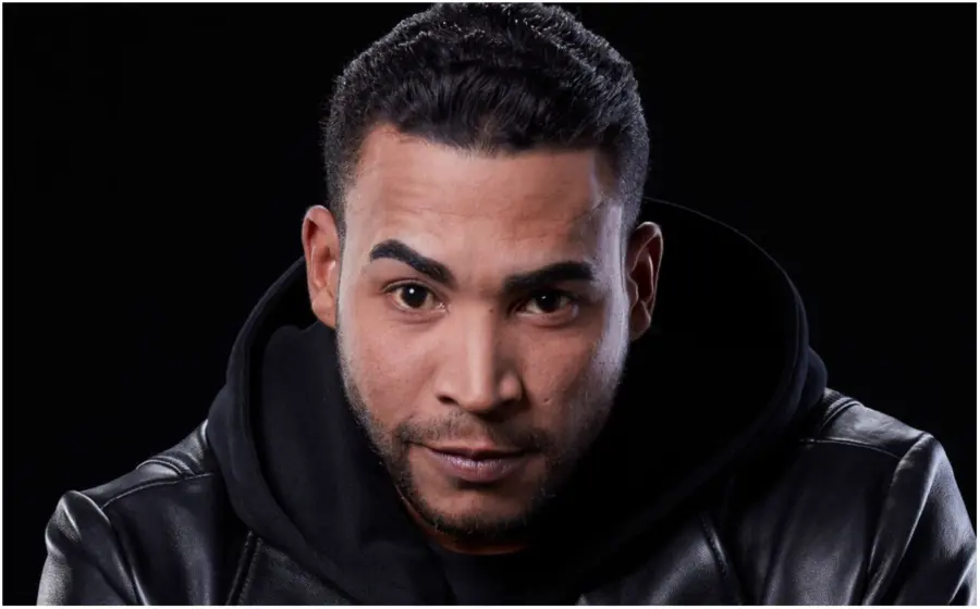 Don Omar y la ‘Vaina’ del Toque: ¡Una ‘Chercha’ con Mensaje Claro! Don Omar y el incidente del toque: Un mensaje claro y jocoso