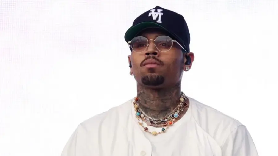 Chris Brown y su ‘vaina’ en Londres: ¡Condena suspendida, pero el brollo sigue! Chris Brown y su vaina en Londres: Condena suspendida, pero el brollo sigue!