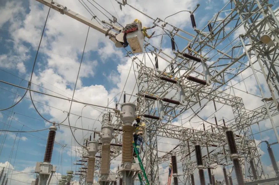 ¡ETED mete un ‘coro’ de mejoras! La red eléctrica se pone chula del 26 al 30 de octubre ETED anuncia mejoras en la red eléctrica del 26 al 30 de octubre