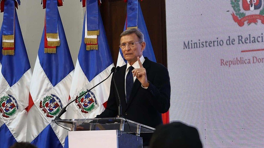 Roberto Álvarez: ¡A darle ‘pa’lante’ con la fuerza en Haití antes de que la ‘vaina’ se ponga peor! Roberto Álvarez urge despliegue de fuerza en Haití