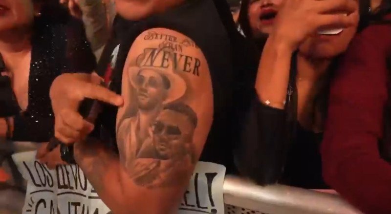 ¡Qué ‘Vaina’ más ‘Jevi’! Fanático se Tatúa a Romeo Santos y Prince Royce en México Fanático se Tatúa a Romeo Santos y Prince Royce en México