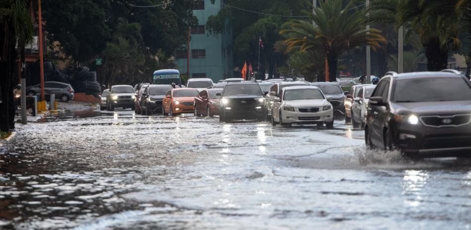 ¡Atención Pueblo! Indomet Advierte de Aguaceros Fuertes y Granizadas: ‘La Vaina’ Se Pone Seria Atención Pueblo! Indomet Advierte de Aguaceros Fuertes y Granizadas