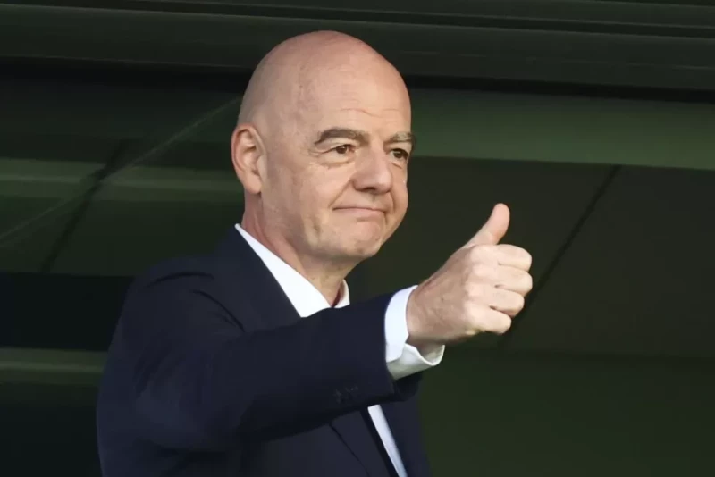 Gianni Infantino Reelección segura o relajo en la FIFA