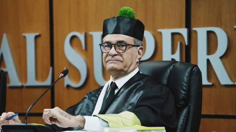 Presidente del Tribunal Superior Electoral ingresa para cirugía