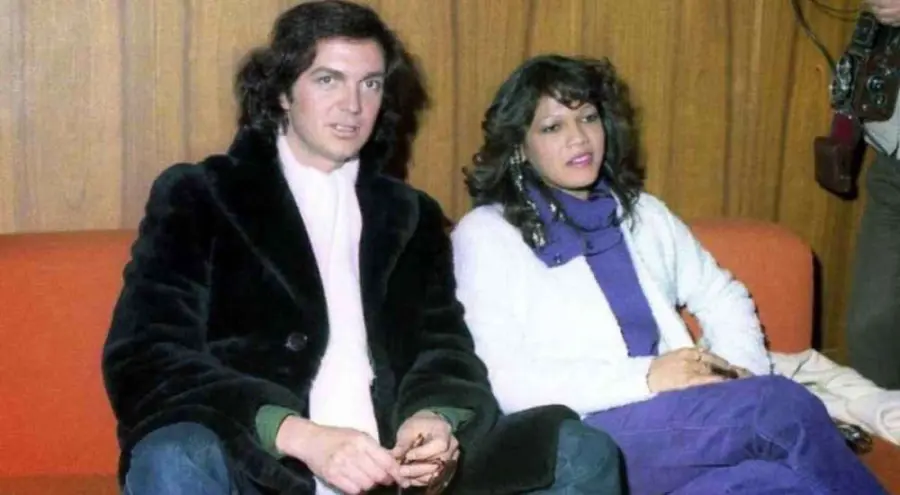 Ángela Carrasco y Camilo Sesto: Un Palo de Colaboración Musical que Marcó Historia